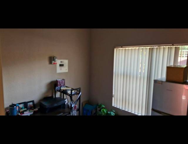 3 BEDROOM APARTMENT FOR SALE IN WILGEHEUWEL